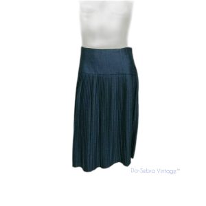 Vintage 1980’s TAHARI Accordion Pleated Skirt